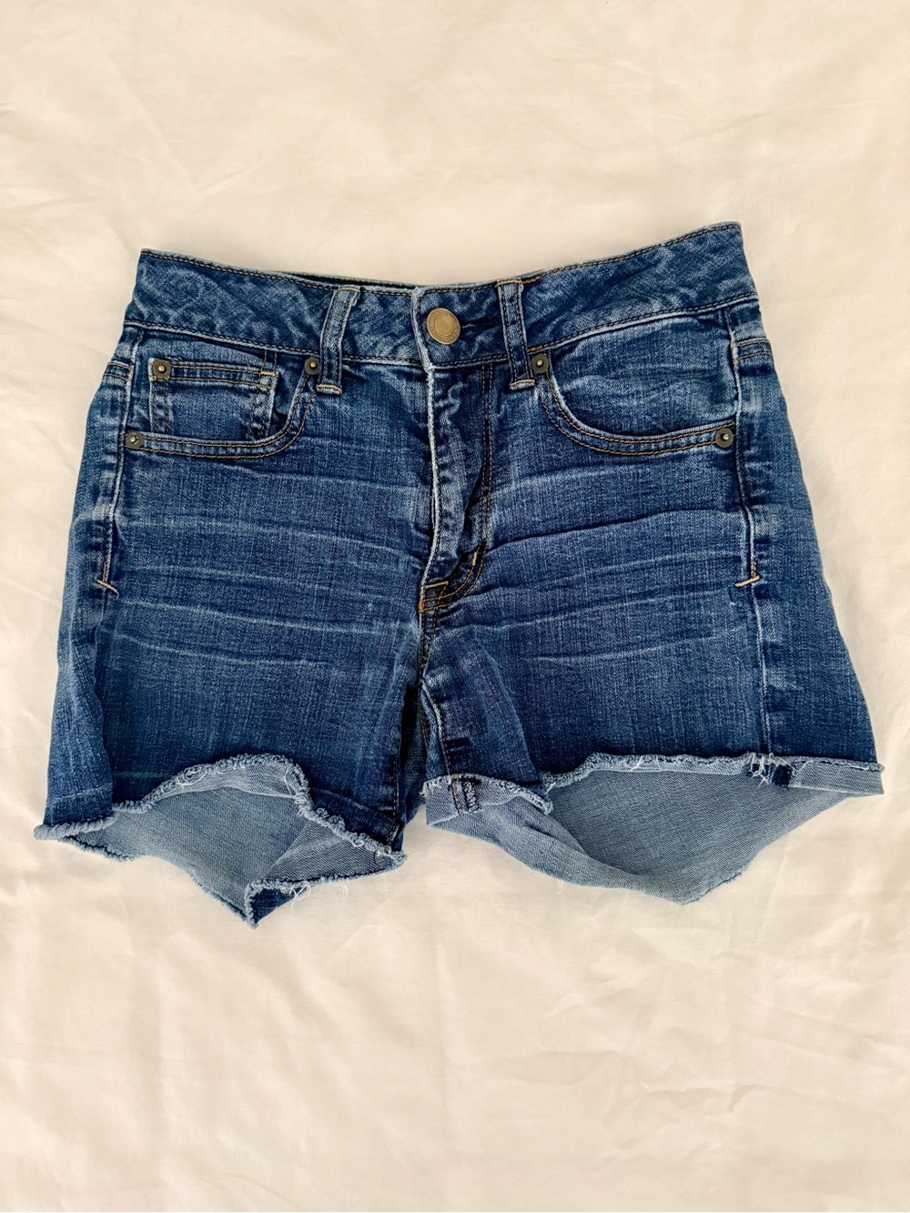 American Eagle Super Stretch Denim Cutoff Shorts Raw Hem Blue Size 2 Festival
